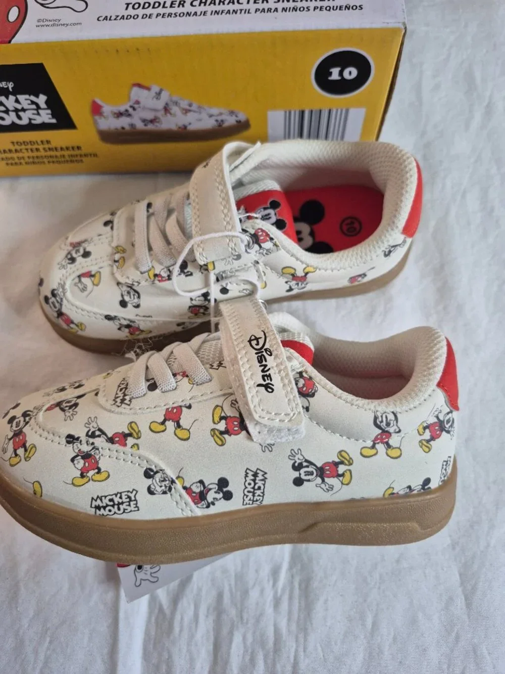 Disney these mickey